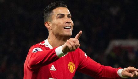 Cristiano Ronaldo con la maglia del Manchester United