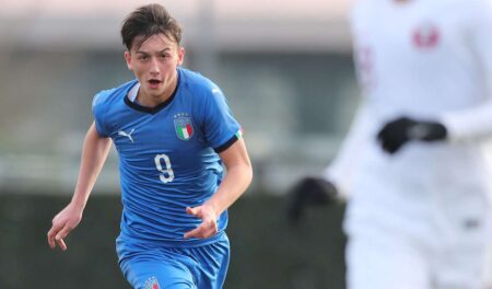 Tommaso Mancini in azione con la maglia della Juventus
